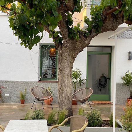 Les Filles Hotel Deltebre Exterior photo