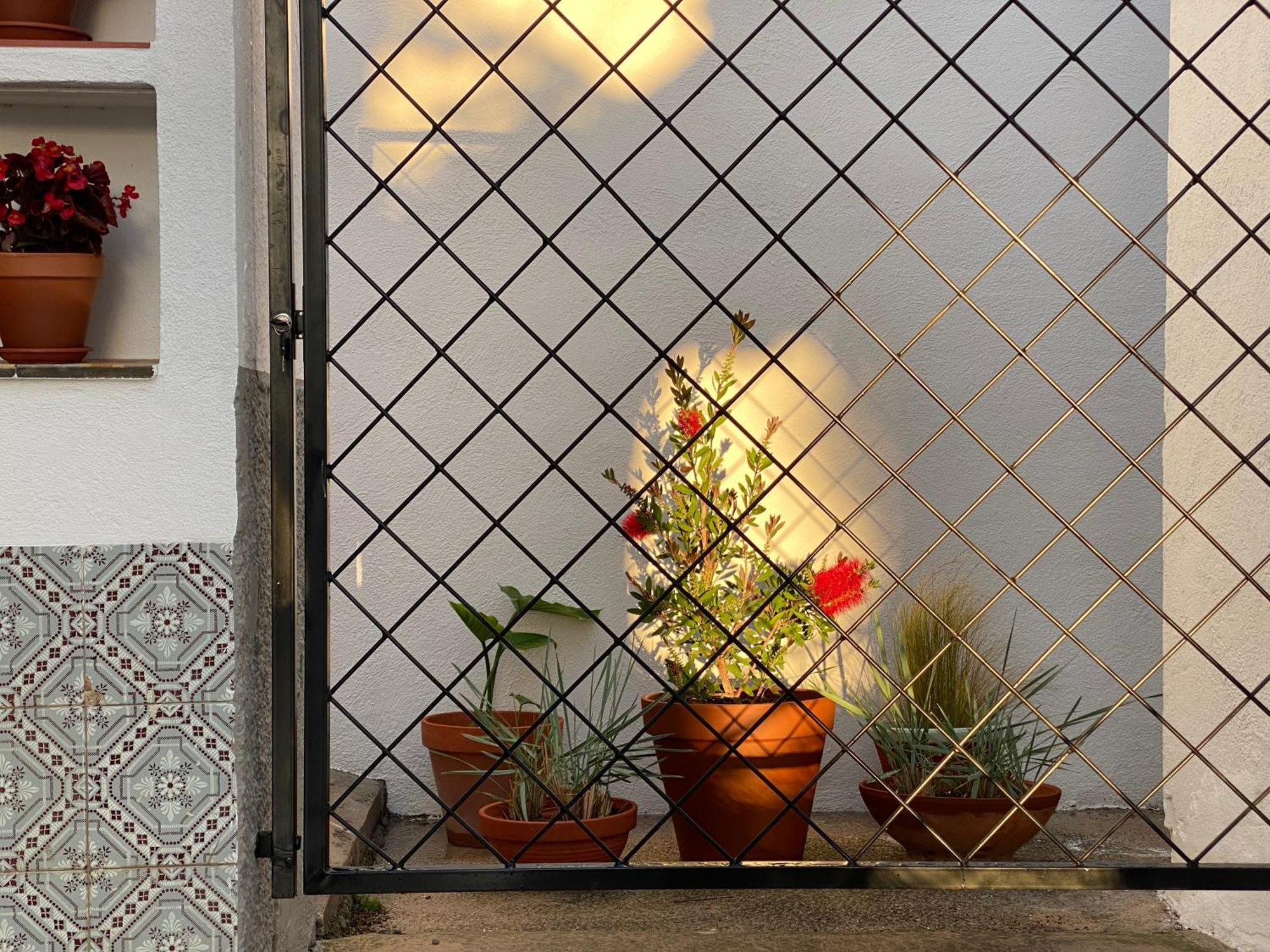 Les Filles Hotel Deltebre Exterior photo