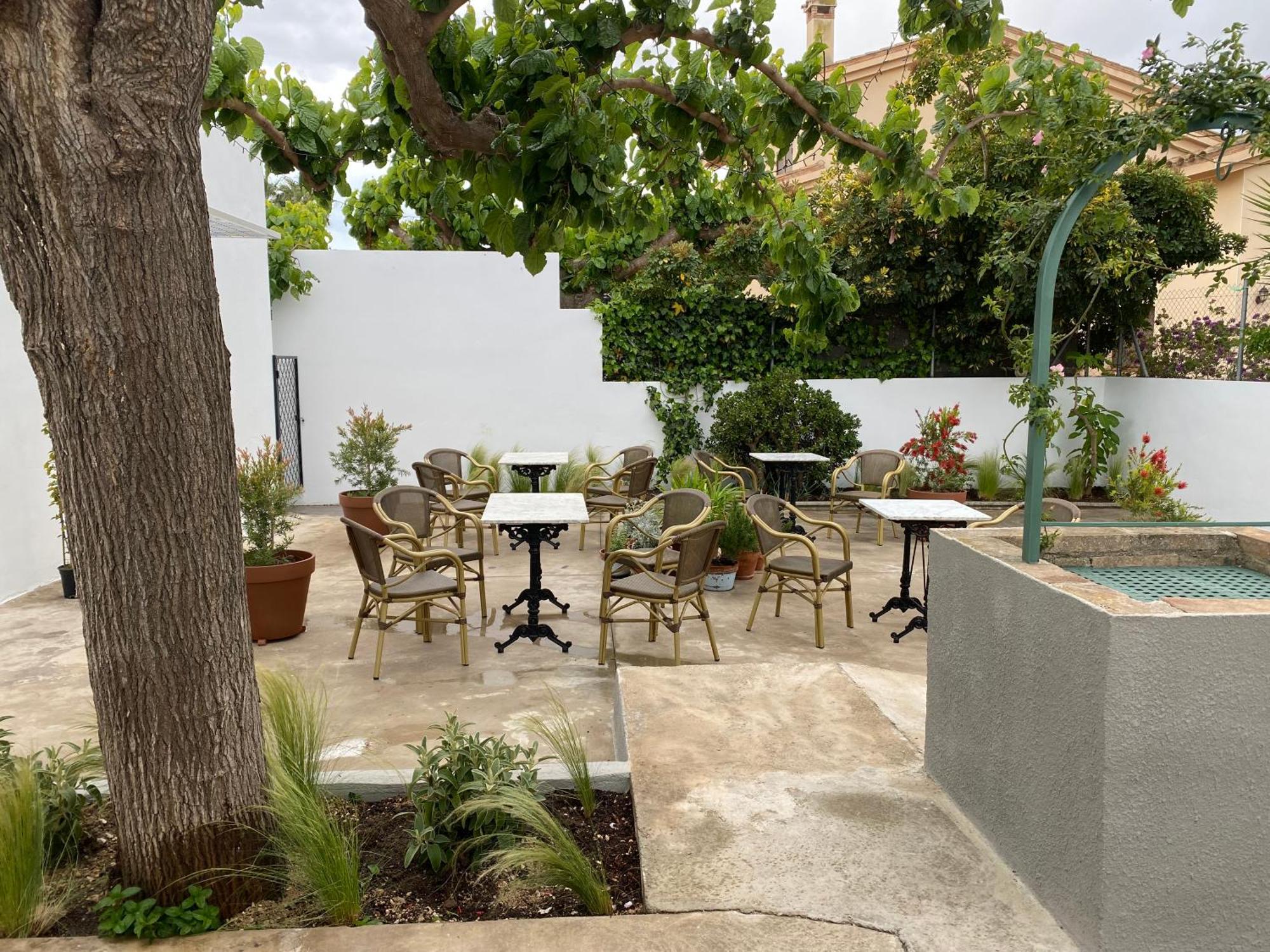 Les Filles Hotel Deltebre Exterior photo